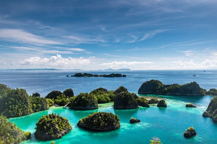 Togean kepulauan nasional taman bahari wisata tojo keindahan sulawesi tomini teluk pulau tempat salah surganya kompas dok gunung pariwisata Togean kepulauan nasional taman bahari wisata tojo keindahan sulawesi tomini teluk pulau tempat salah surganya kompas dok gunung pariwisata