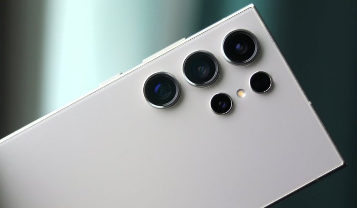 Jangan Beli Smartphone Baru Sebelum Lihat Fitur AI Canggih di Samsung ... Survei Pengguna: Fitur Favorit di Smartphone Baru