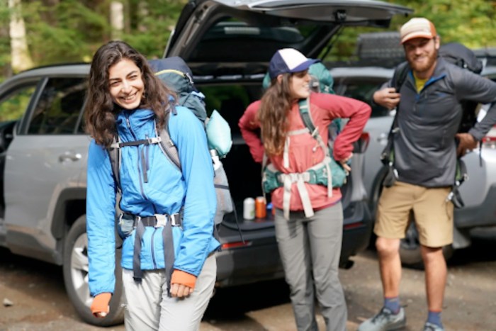 Gaya Backpacker 6 Artis Cantik, Tetap Memikat Meski Bersimbah Keringat Gaya Backpacker 6 Artis Cantik, Tetap Memikat Meski Bersimbah Keringat