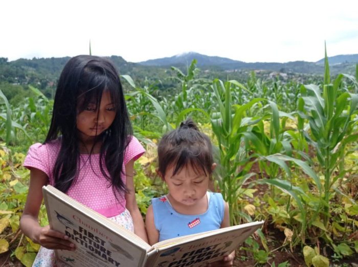 Sosok Inspiratif Penggerak Literasi di Desa